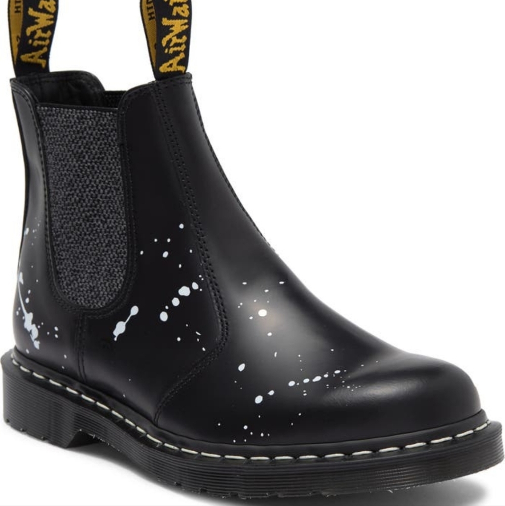 DR. MARTENS 2976 Neighborhood Chelsea Boot - Size 9 men’s